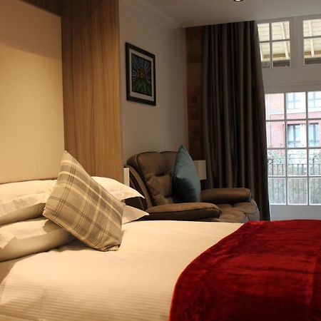 Waters Edge At Cocoa Suites Йорк Екстер'єр фото