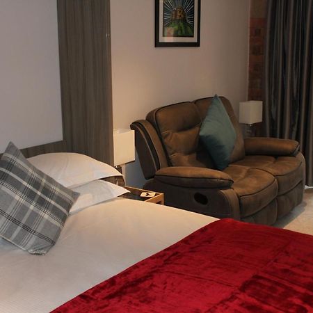 Waters Edge At Cocoa Suites Йорк Екстер'єр фото